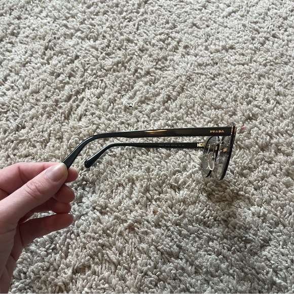 Prada Sunglasses - Picture 4 of 8